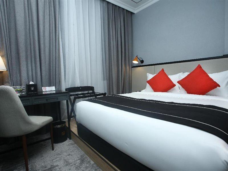 Stanton Hotel