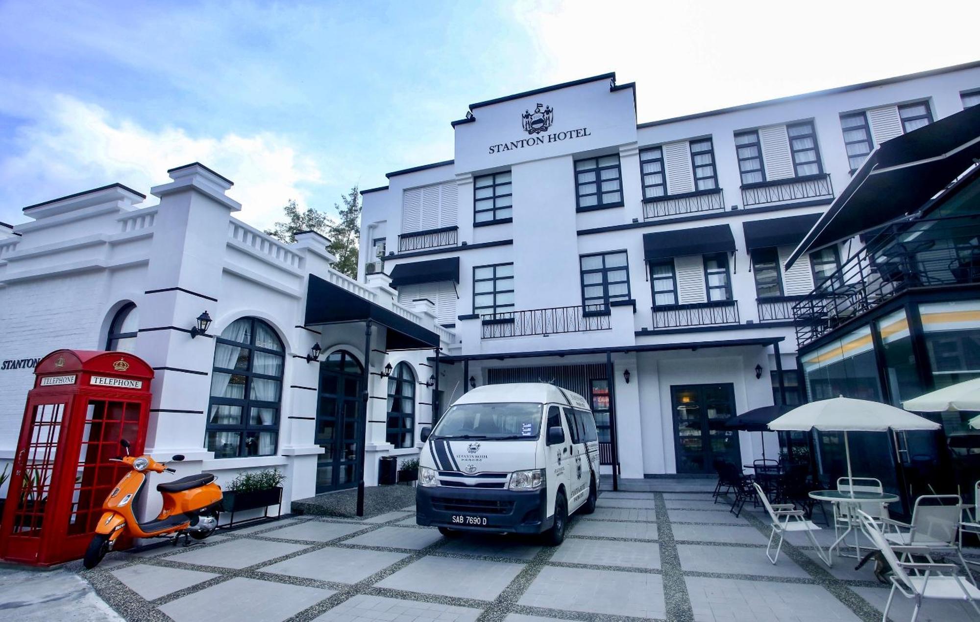 Hotel Stanton 3*